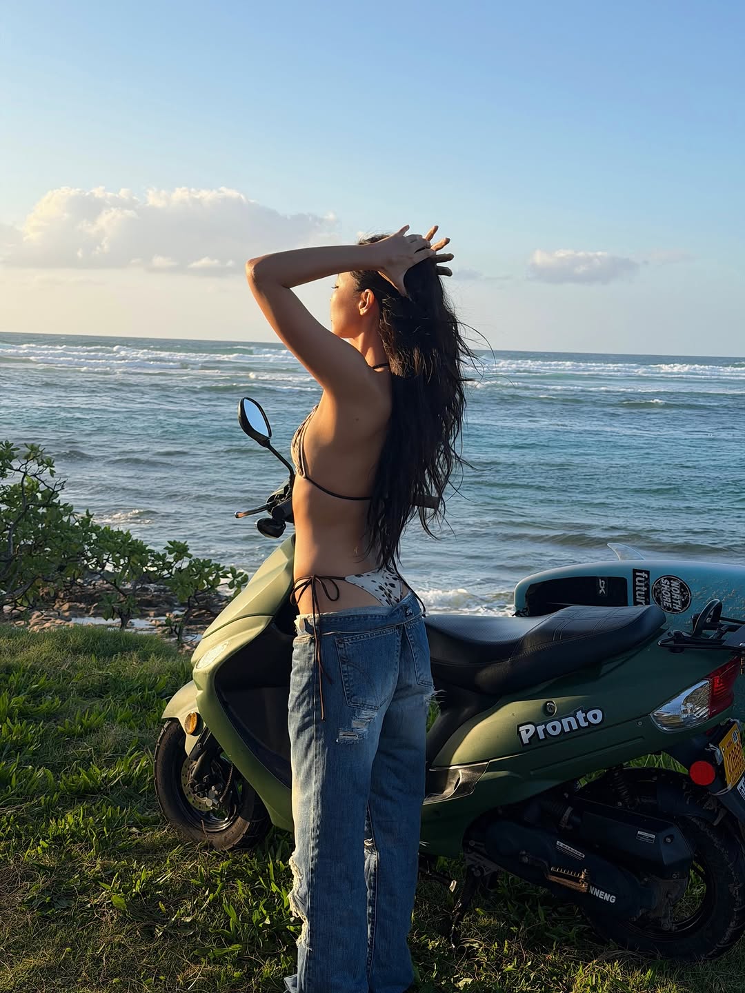 Frankies Bikinis fashion story, photo 3