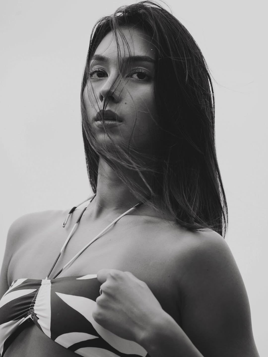 Odette's Fleur Rouge Spell: Mikoh's Seamless Beach Runway Magic